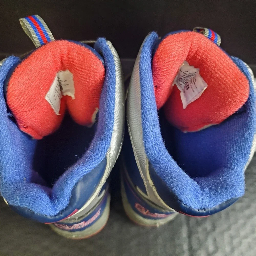 Flashing Boys Marvel Avenger Snow Boots Toddler Size 6‎ Light Up Blinking Soles